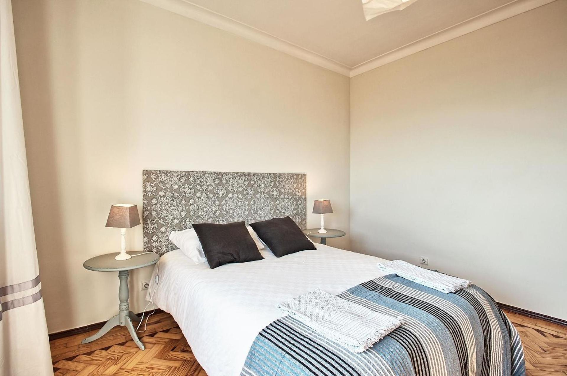 Studio Fuer 17 Personen Und 1 Kind In Apartment Lissabon